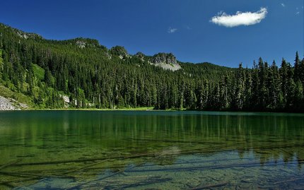 Hunt Lake in Hunt Cove