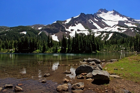 Looking across Scout Lake toward Mt. Jefferson 